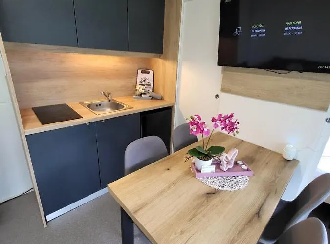 Na Jasi Semesterbostad *